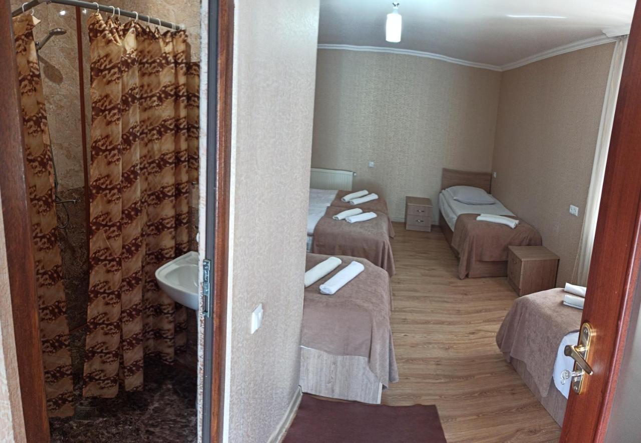 Guest House On V. Pshavela 50 Kazbegi Eksteriør bilde