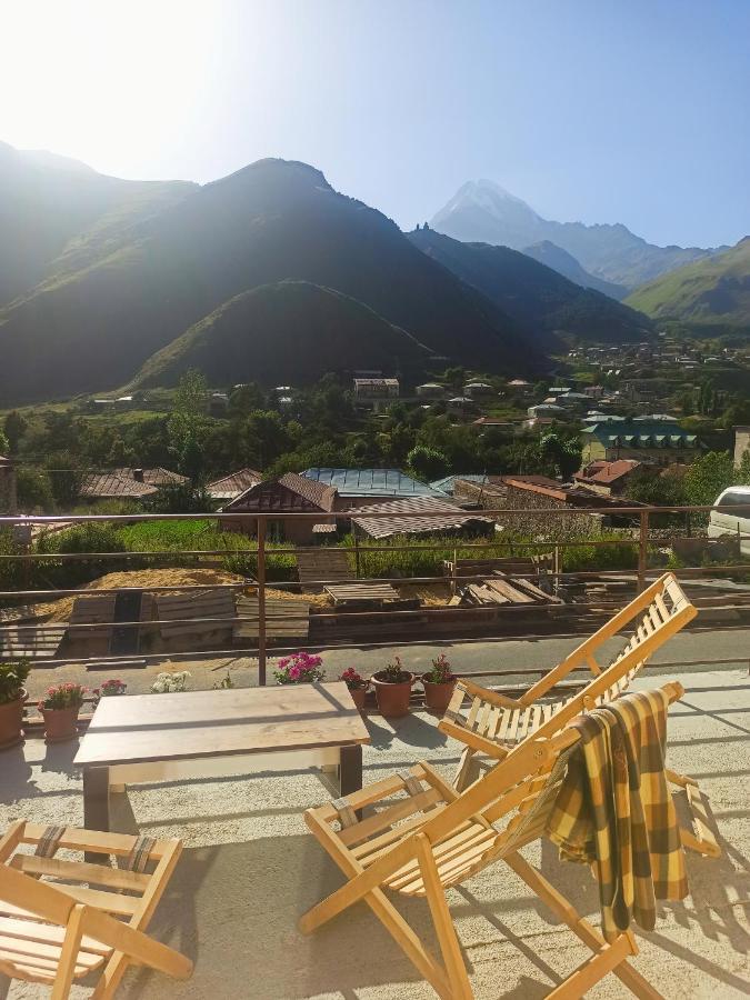 Guest House On V. Pshavela 50 Kazbegi Eksteriør bilde